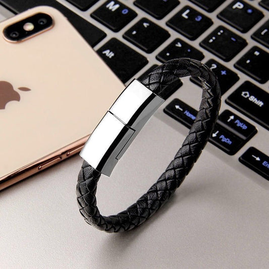 Charging bracelet